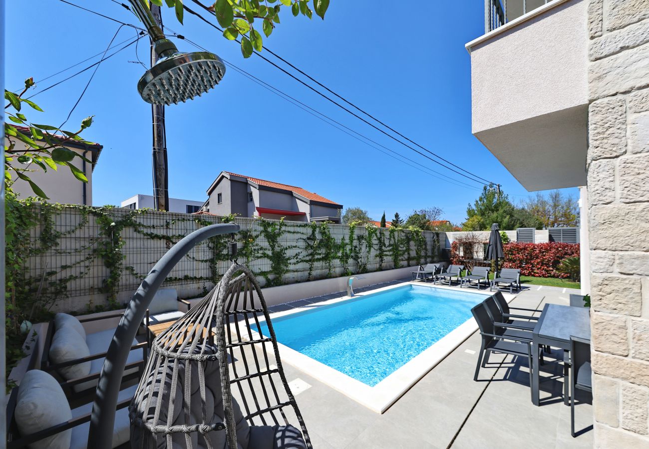 House in Zadar - Holiday Home Casa Coral with Heated Private Pool
