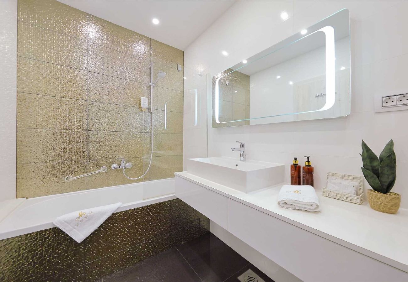 Apartment in Zadar - Apartment Luxury Apartment 4 with Balcony