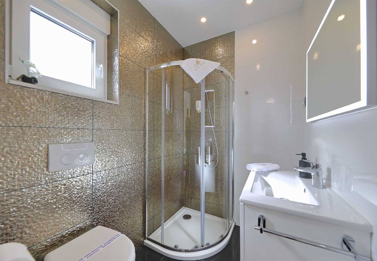 Apartment in Zadar - Apartment Luxury Apartment 4 with Balcony