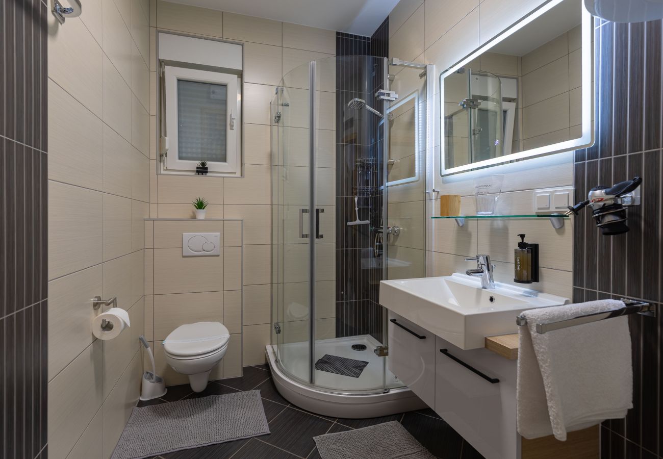 Apartment in Starigrad - Apartment Sea & Stone No.2 near the beach