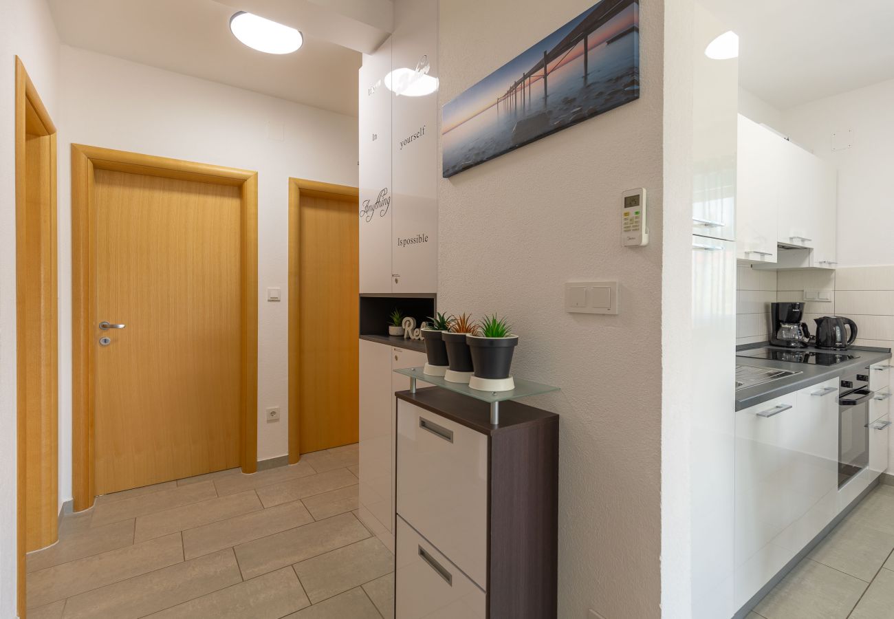 Apartment in Starigrad - Apartment Sea & Stone No.3 with balcony