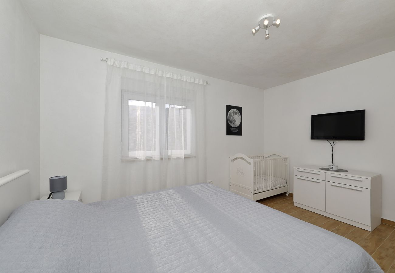 Apartment in Rovanjska - Temida, Charmante und strandnahe Ferienwohnung