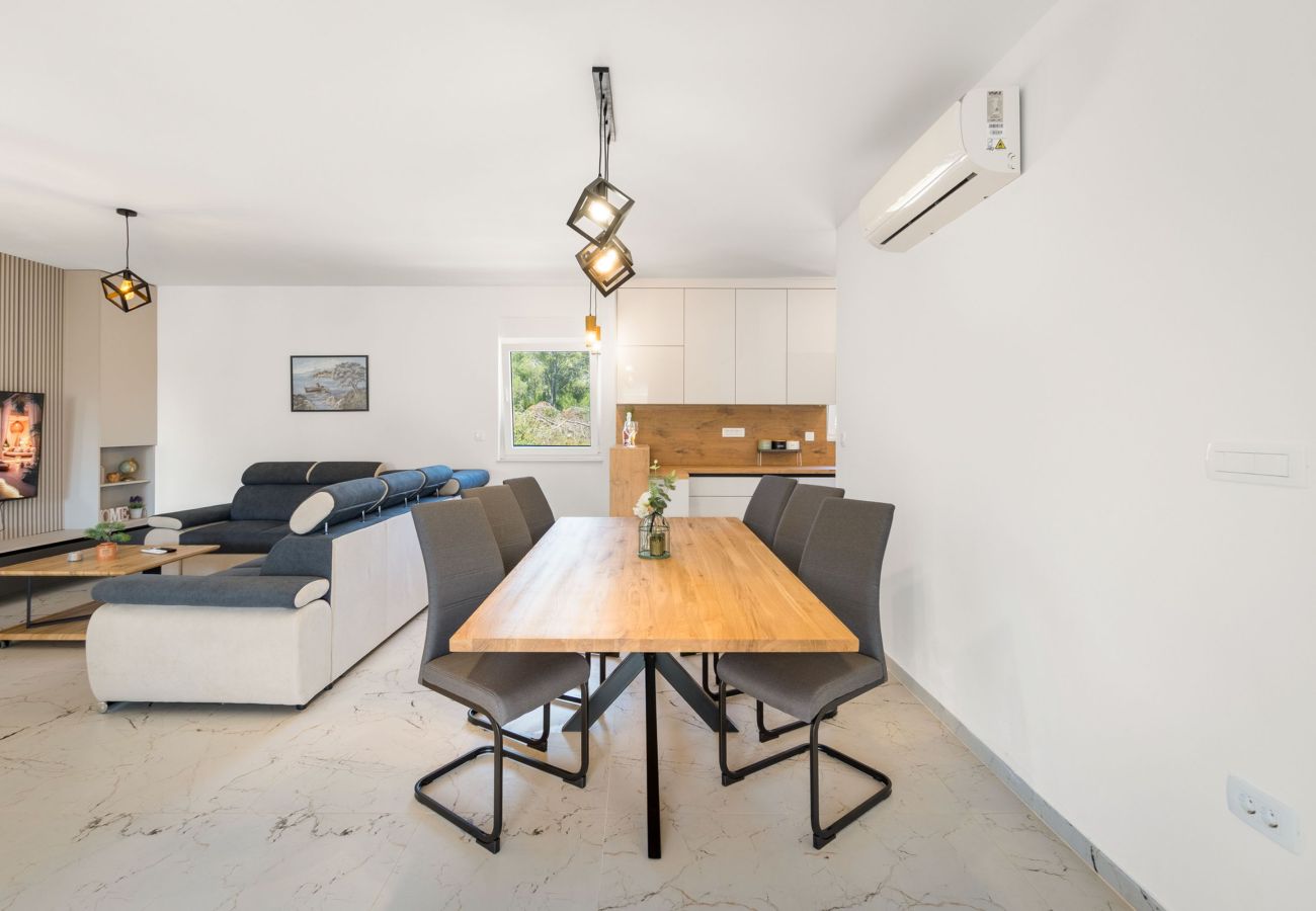 Apartment in Vir - Holiday House Radovic with Pool