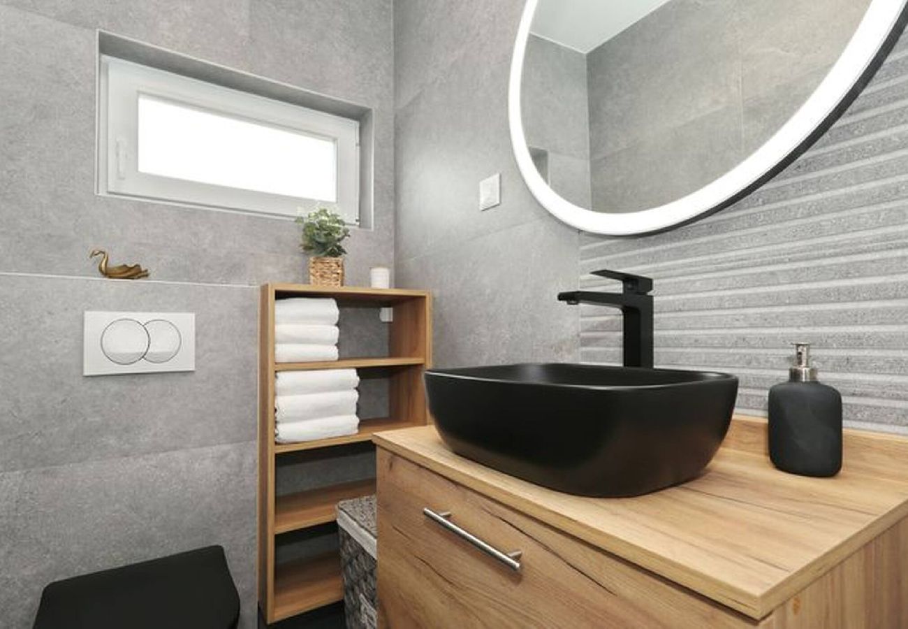 Apartment in Vir - Cicak, No.2