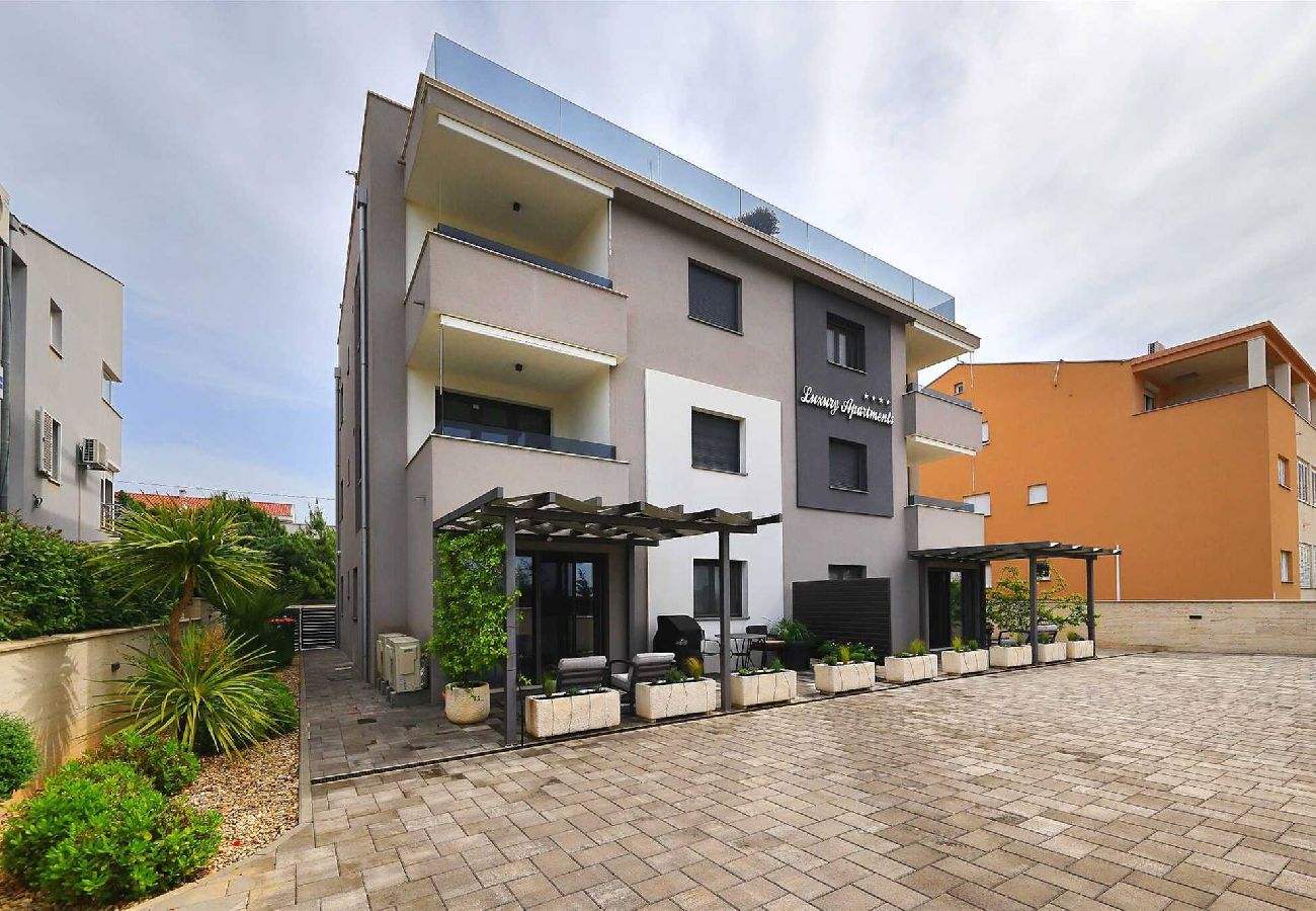 Apartment in Zadar - Penthouse 5 with Whirlpool and Sea View