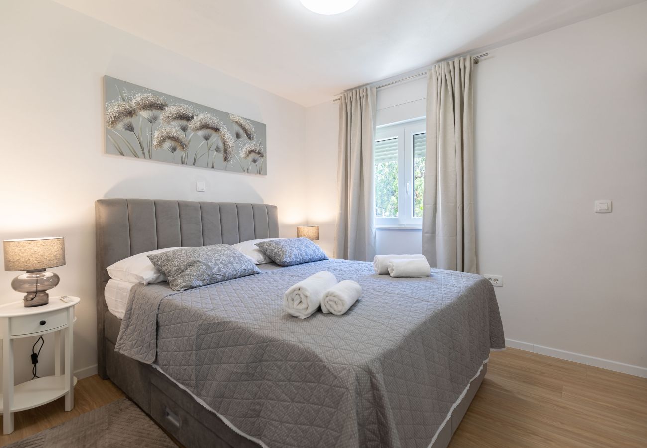 Apartment in Zadar - Klanac No 1