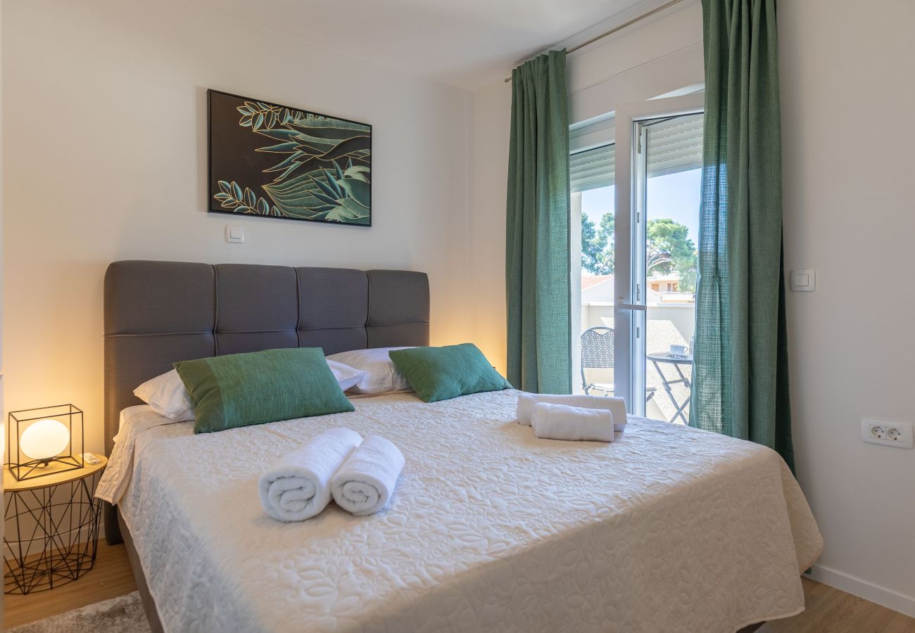 Apartment in Zadar - Klanac No 2