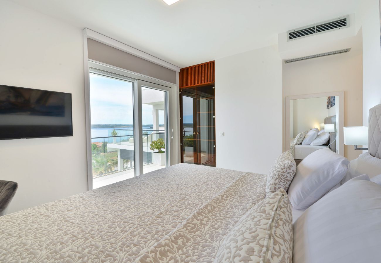 Villa in Maslenica - Villa Michelle Maslenica - Infinity