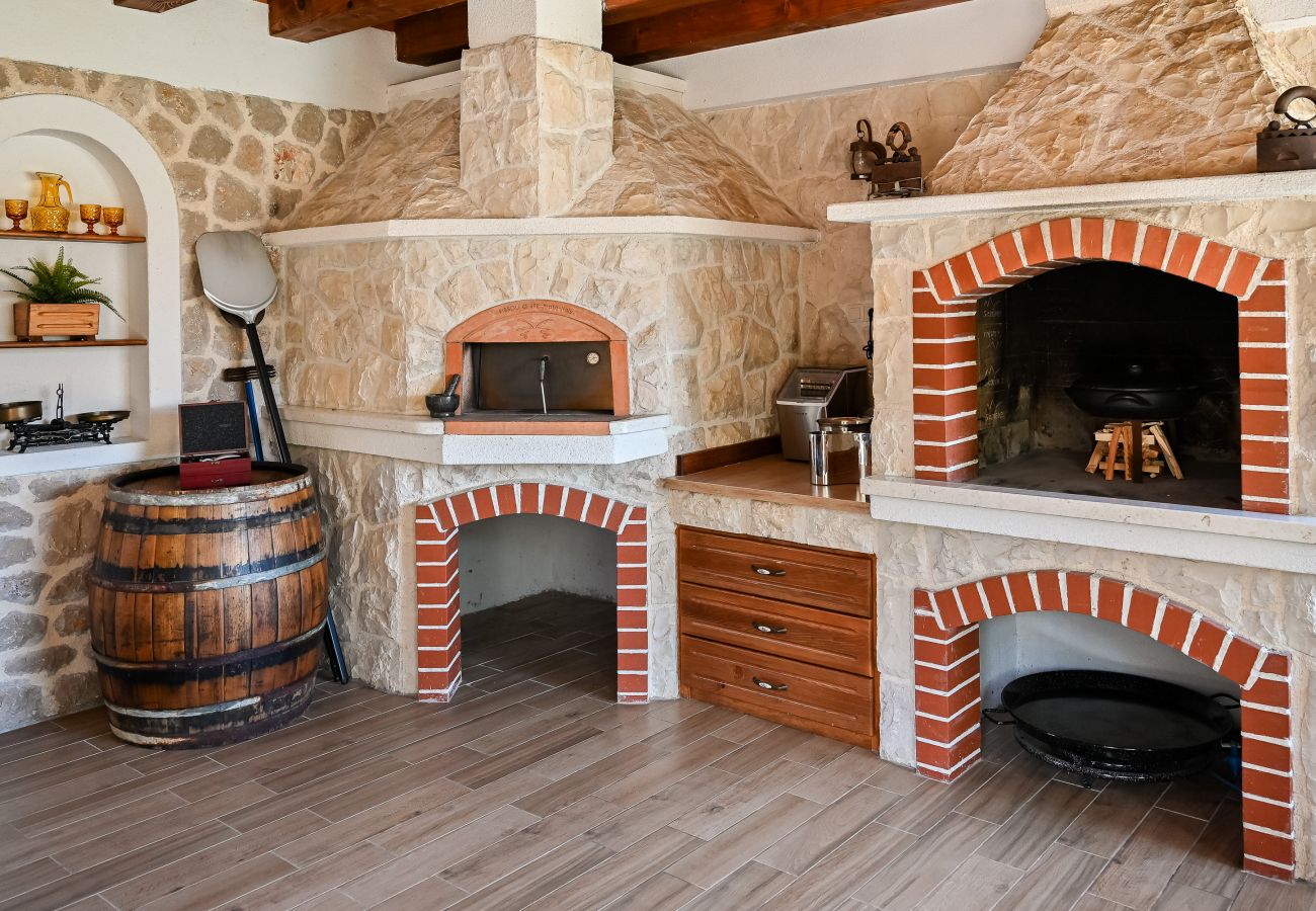 Villa in Dobropoljana - Magna