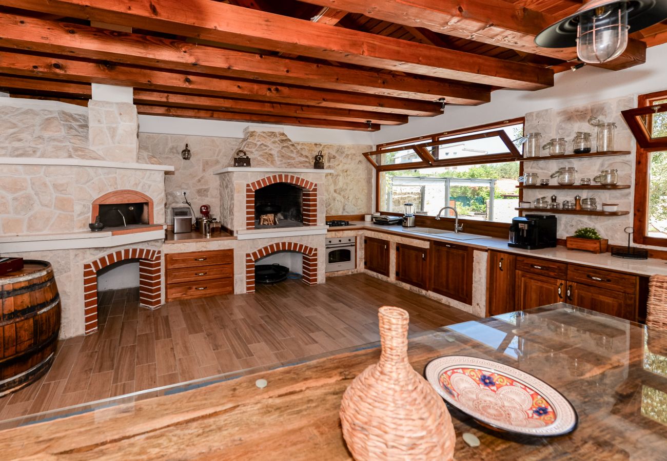 Villa in Dobropoljana - Magna