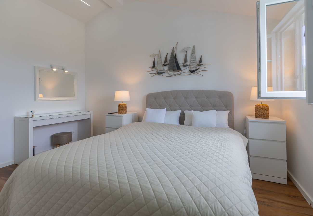 House in Vir - Holiday Home Artano with Private Pool