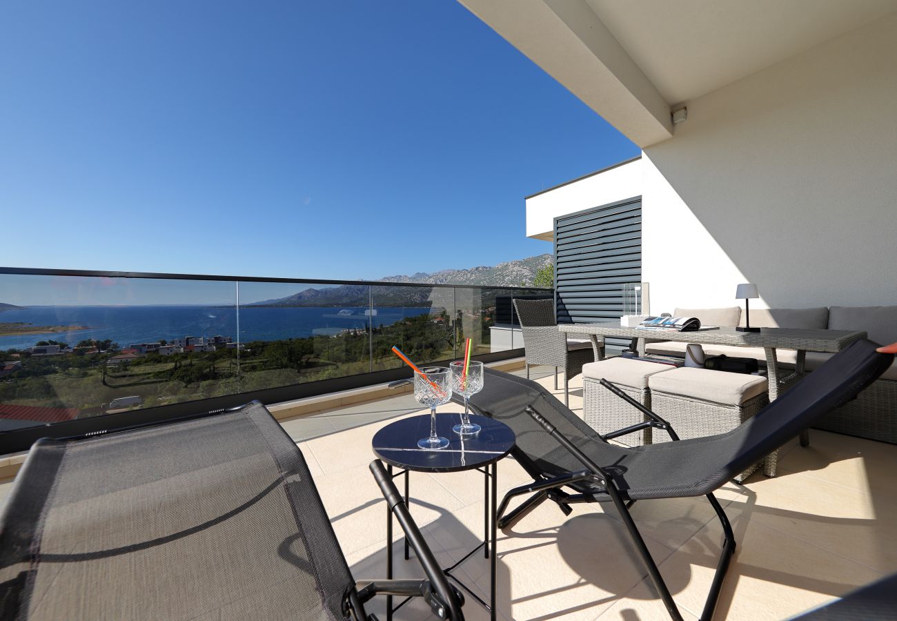 Apartment in Rovanjska - Bay view mit Pool & Meerblick