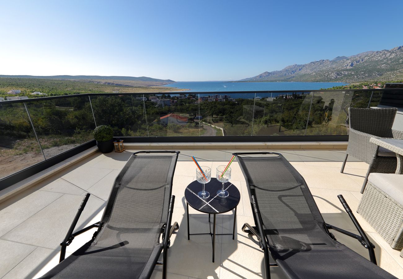 Apartment in Rovanjska - Bay view mit Pool & Meerblick