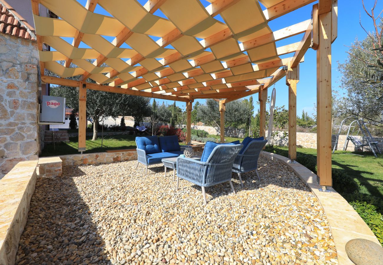 Apartment in Dobropoljana - Apartment -Grosses FamilienapartmentLuma