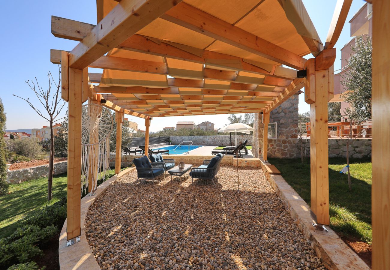 Apartment in Dobropoljana - Apartment -Grosses FamilienapartmentLuma