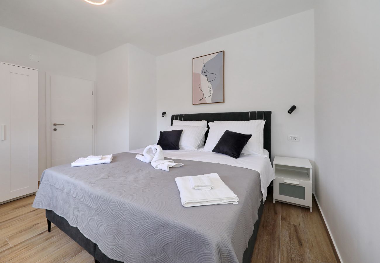 House in Maslenica - Maslenica Maslenica,Ferienhaus für Familien mit Po