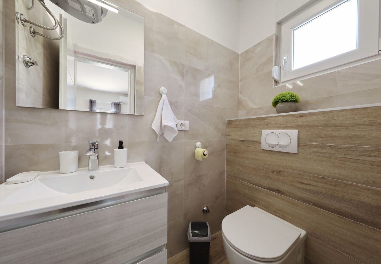 House in Maslenica - Maslenica Maslenica,Ferienhaus für Familien mit Po