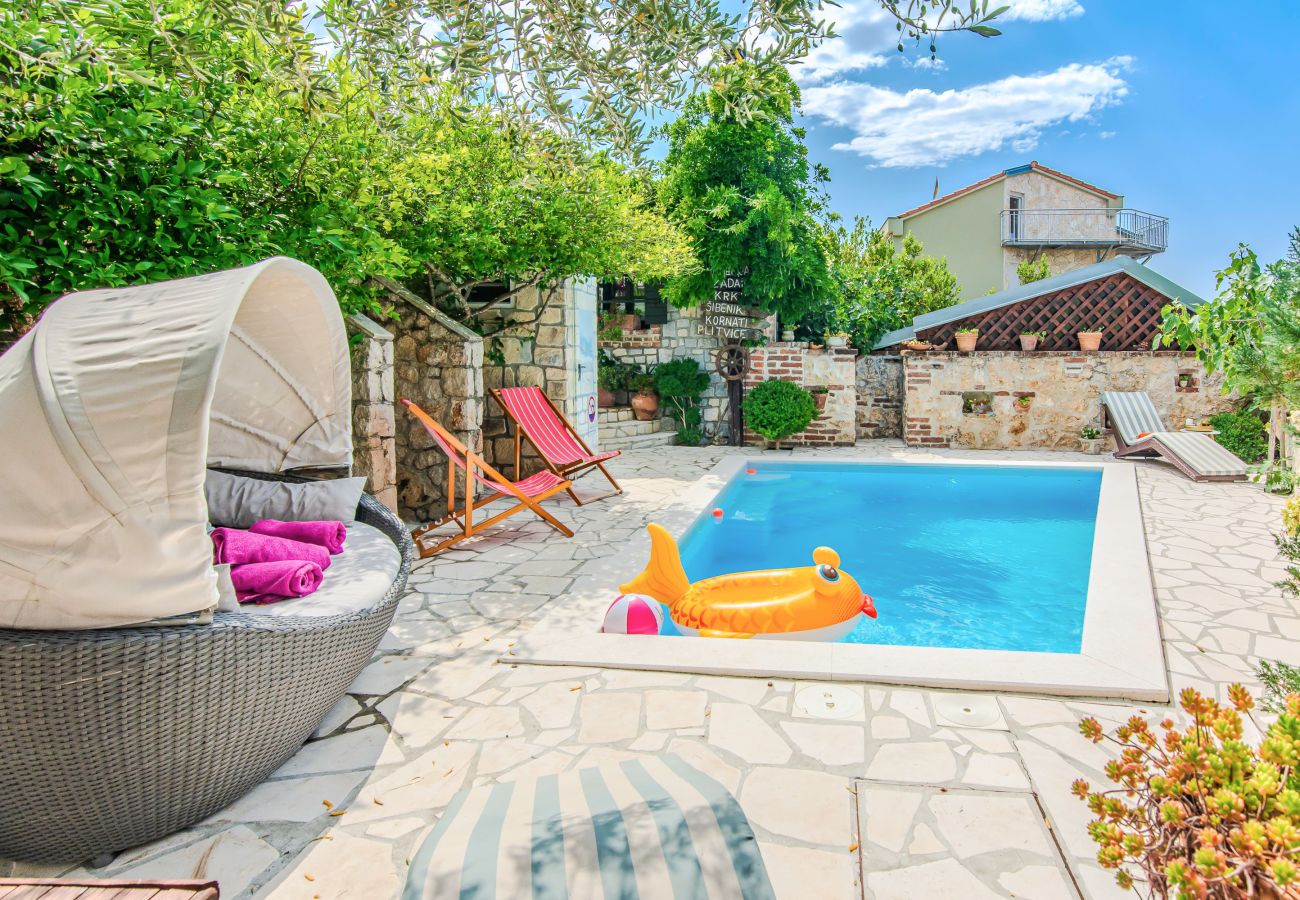 House in Maslenica - Gordana