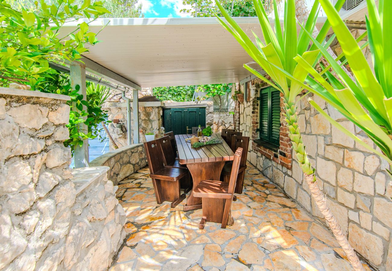 House in Maslenica - Gordana