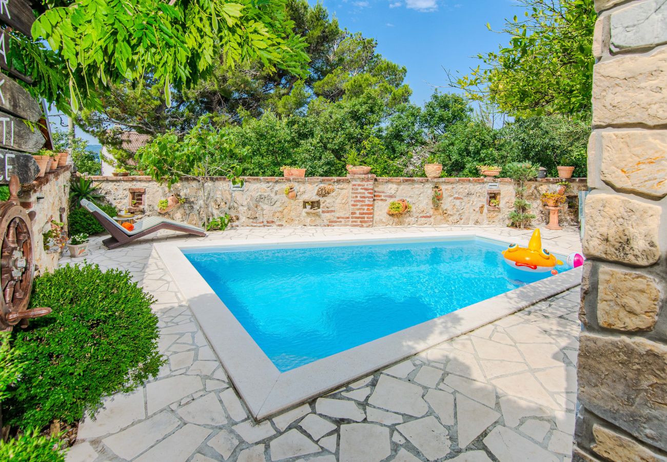 House in Maslenica - Gordana