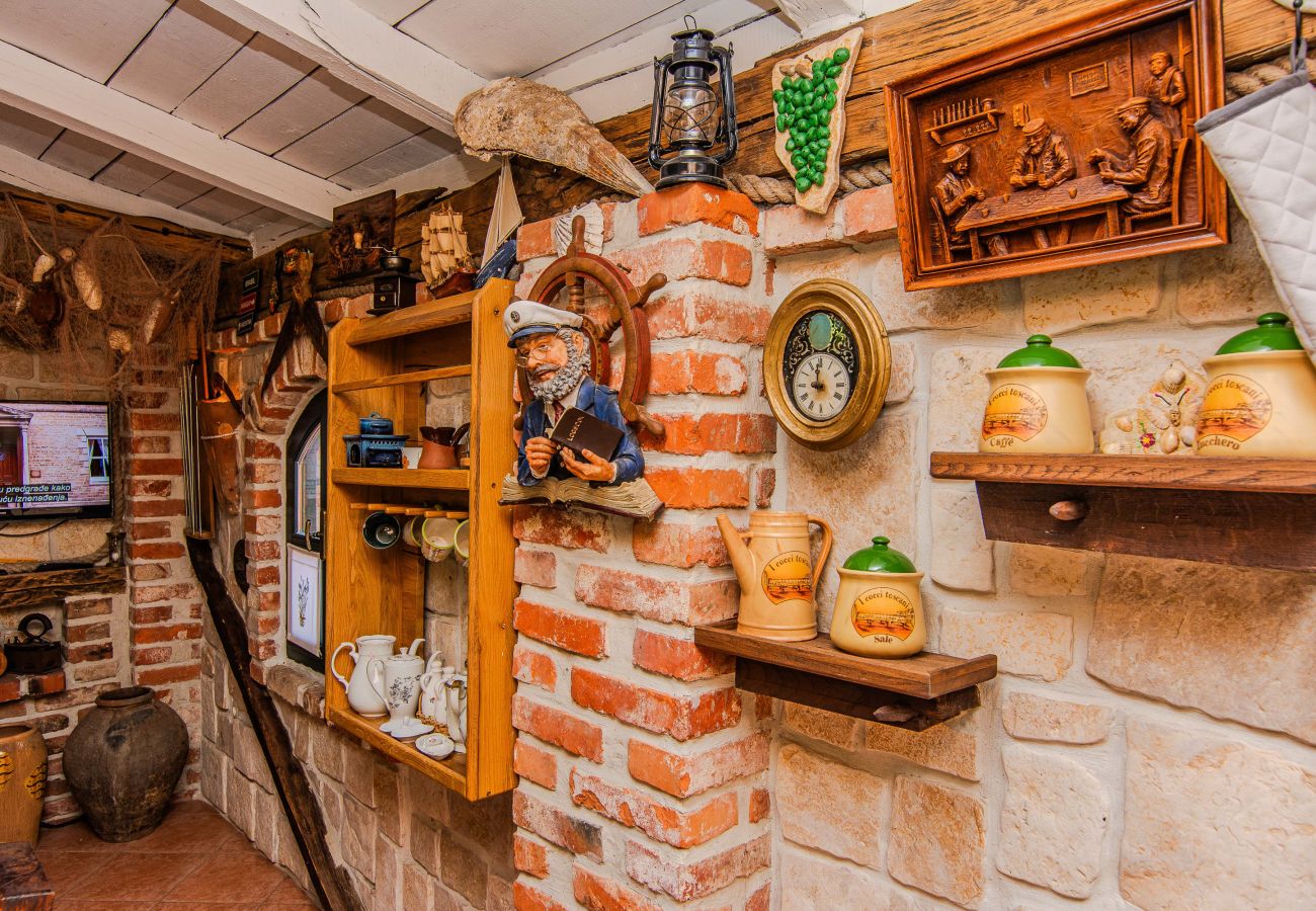 House in Maslenica - Gordana