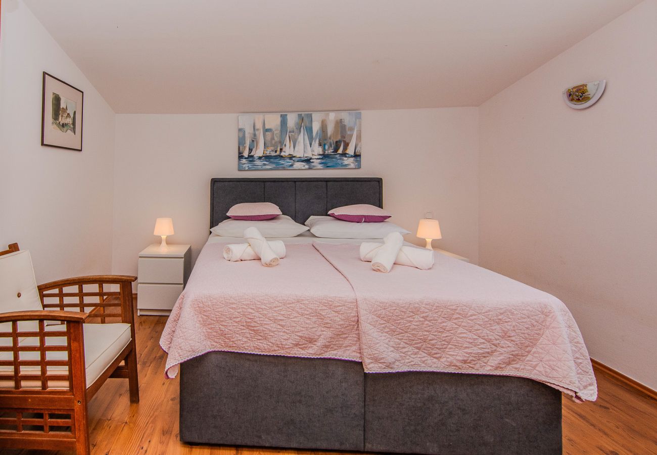 House in Maslenica - Gordana