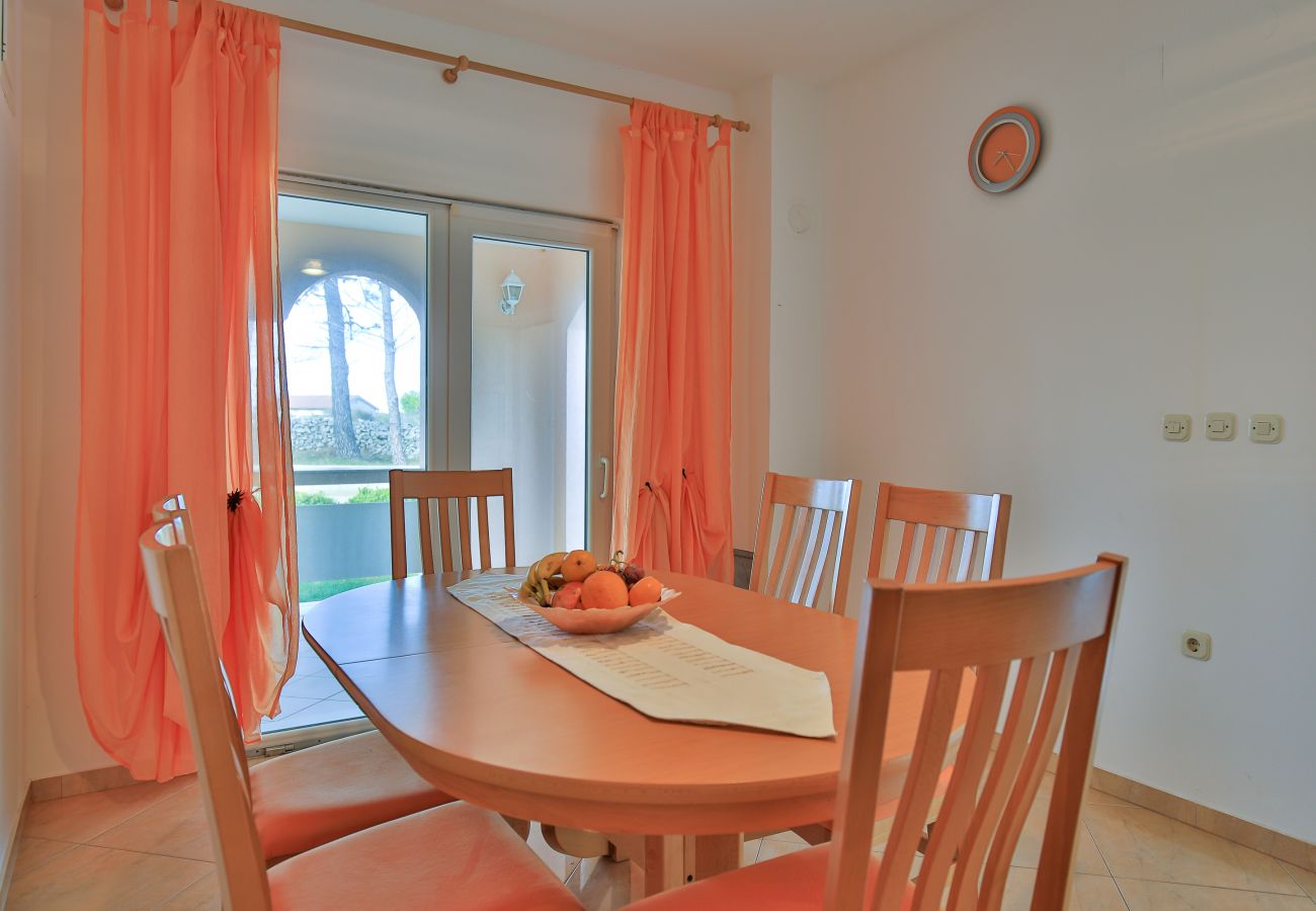 Ferienhaus in Vir - Maria, Familienfreundliches Ferienhaus mit