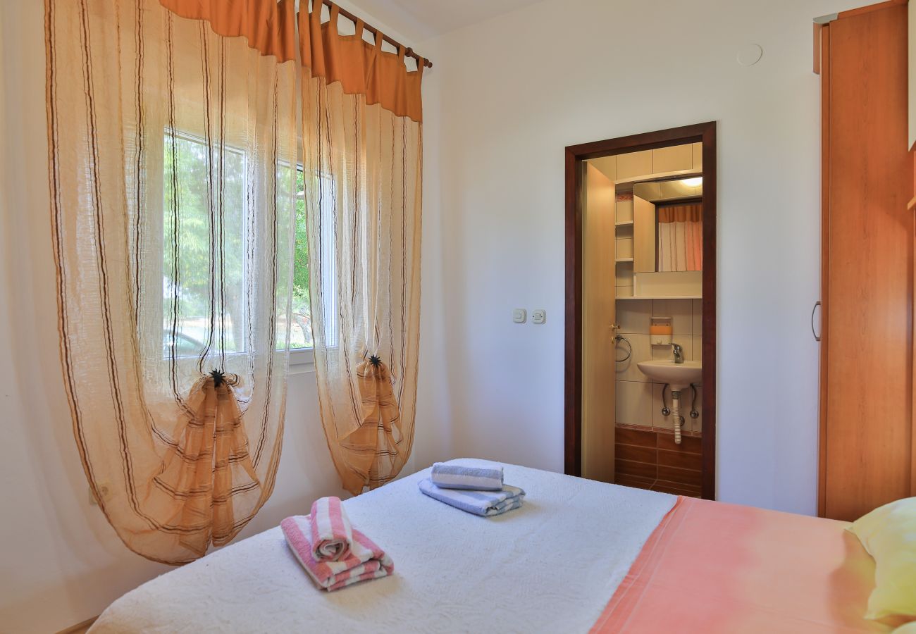 Ferienhaus in Vir - Maria, Familienfreundliches Ferienhaus mit