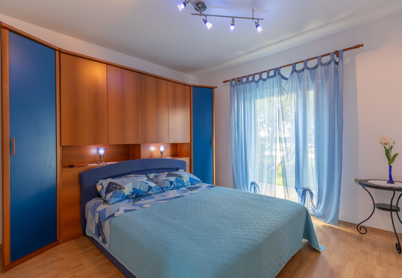 Ferienhaus in Vir - Manuela - vir