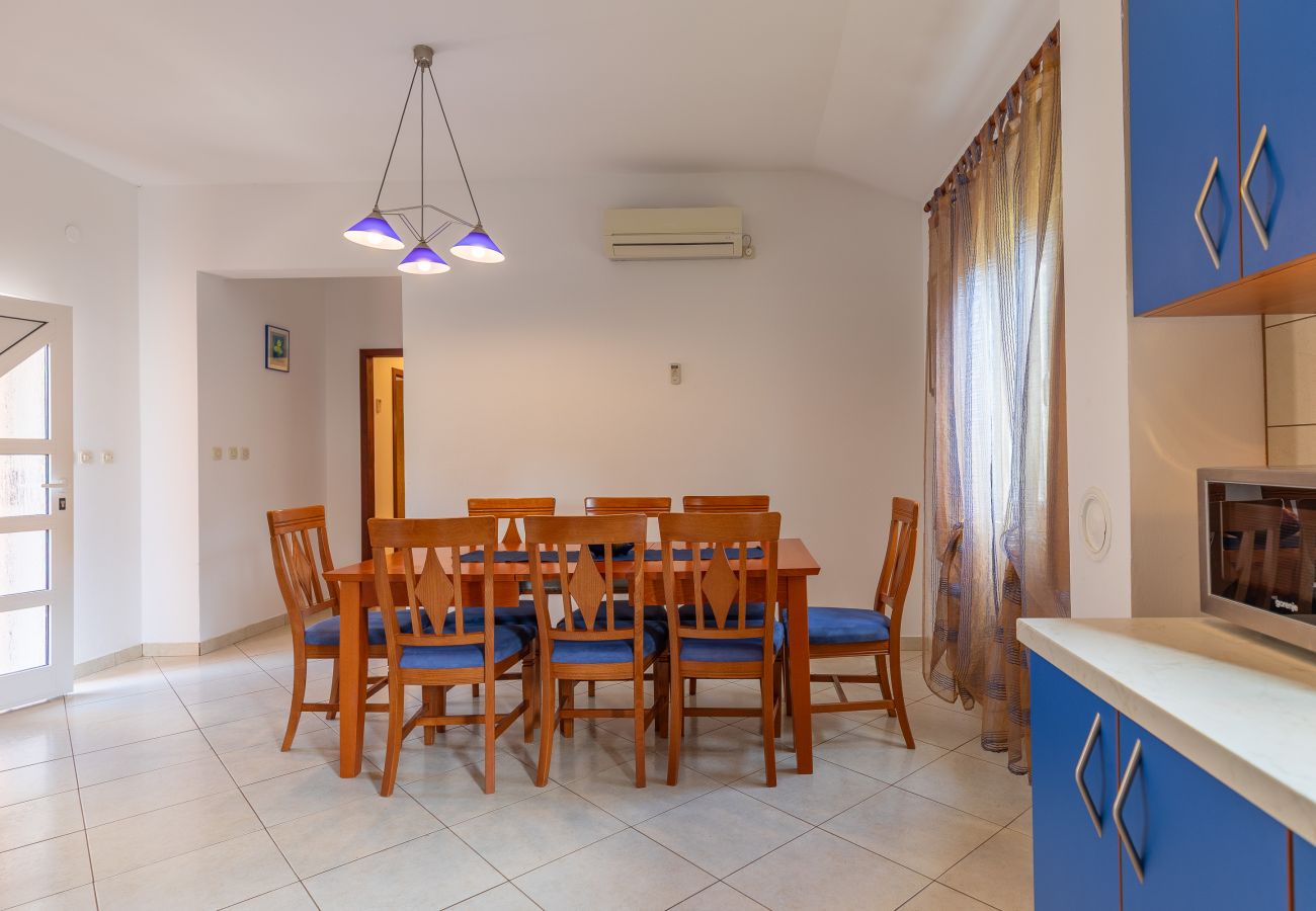 Ferienhaus in Vir - Manuela - vir