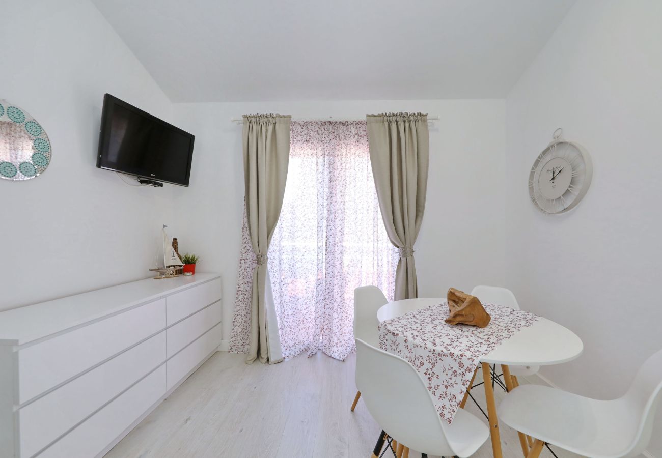 Ferienwohnung in Starigrad - Candela No. 4