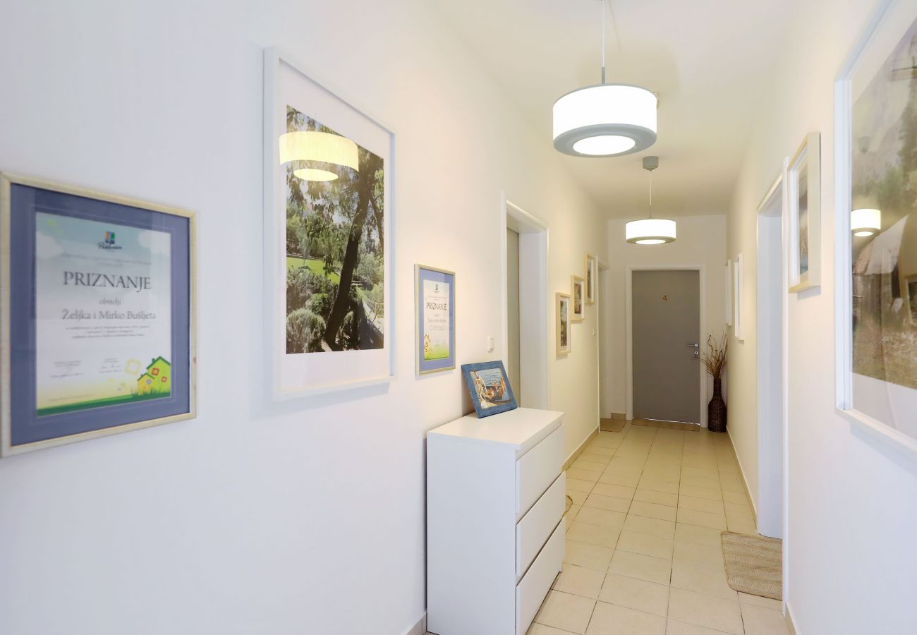 Ferienwohnung in Starigrad - Candela No. 6