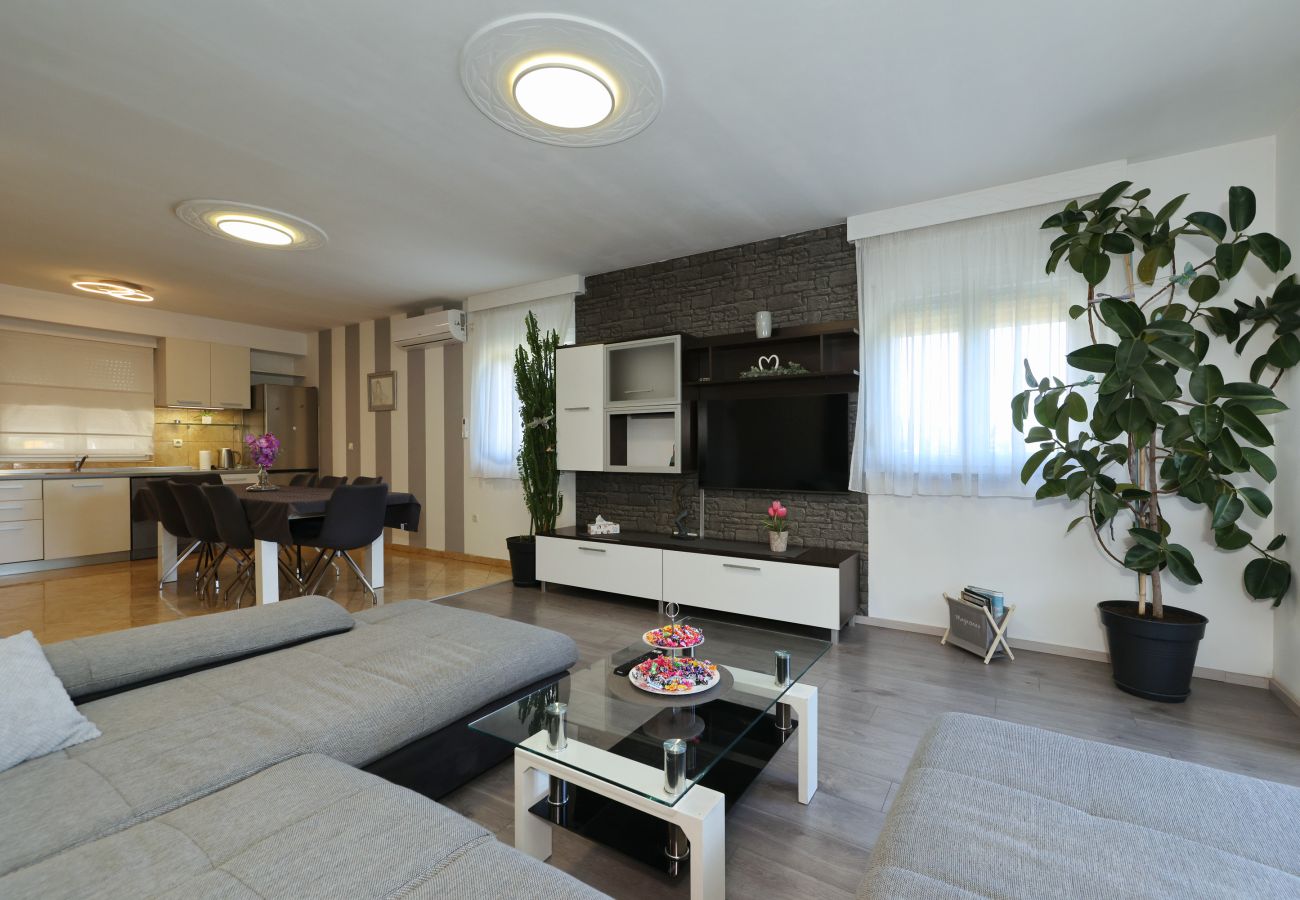 Ferienwohnung in Zadar - Anita