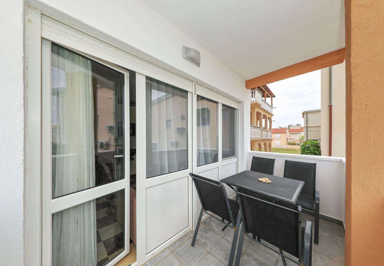 Ferienwohnung in Nin - Sandstrand - Angelika