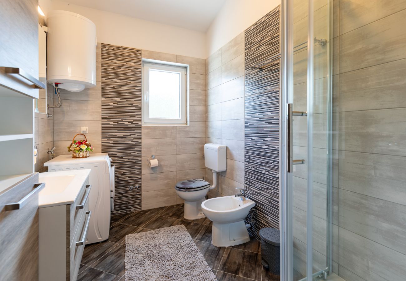 Ferienhaus in Vir - Ferienhaus Ana Maria