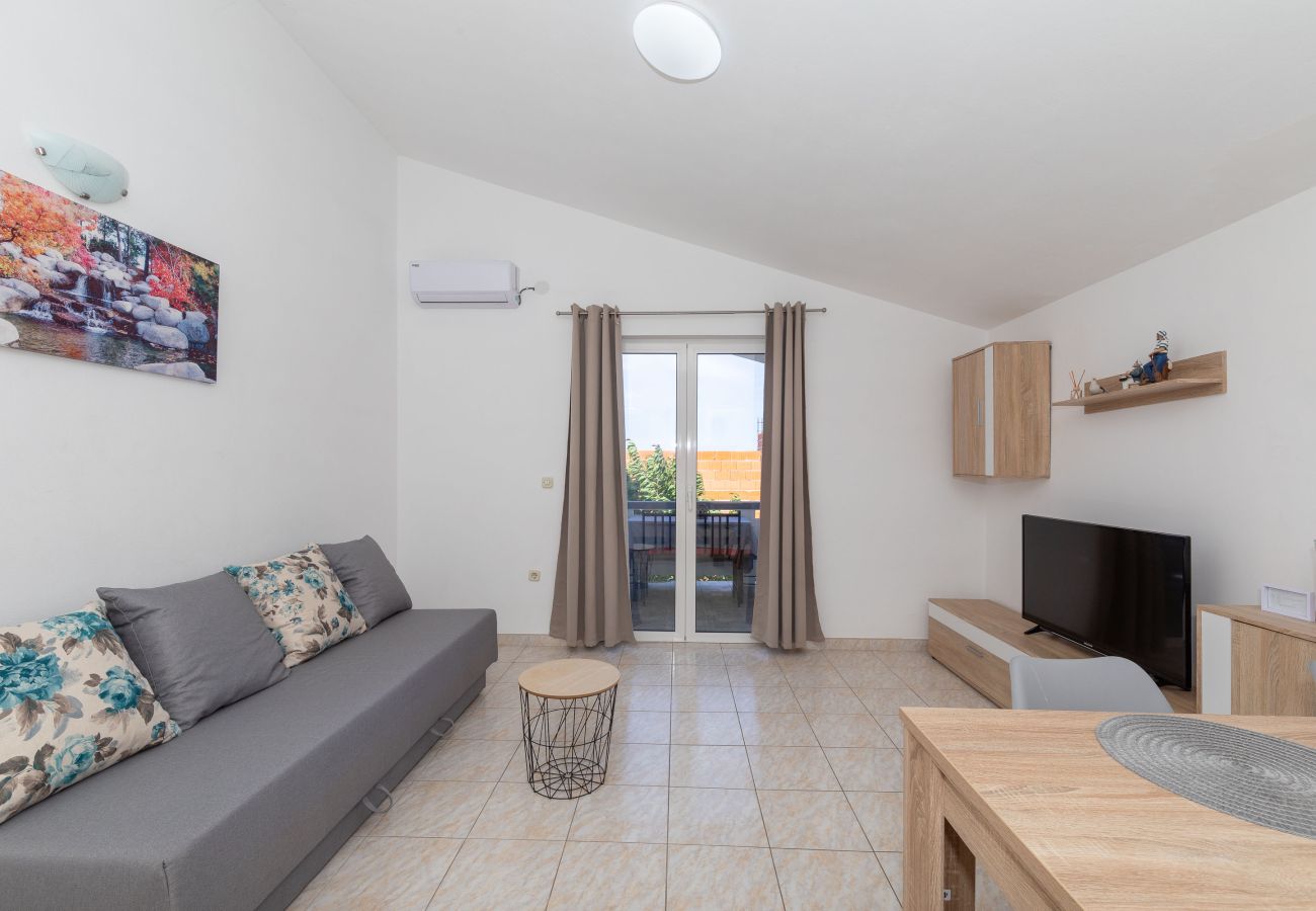 Ferienwohnung in Vrsi - Perinic, No. 2