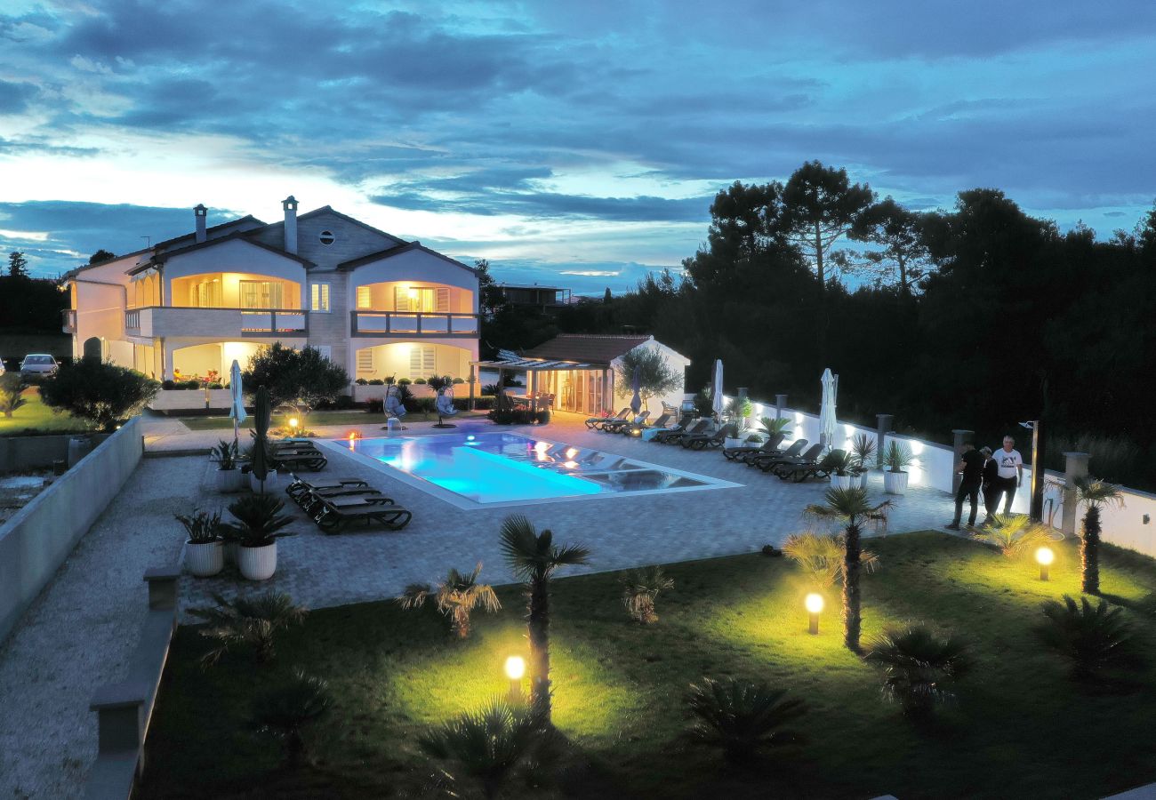 Ferienwohnung in Vir - Ferienwohnung Suva Punta 3 direkt am Meer