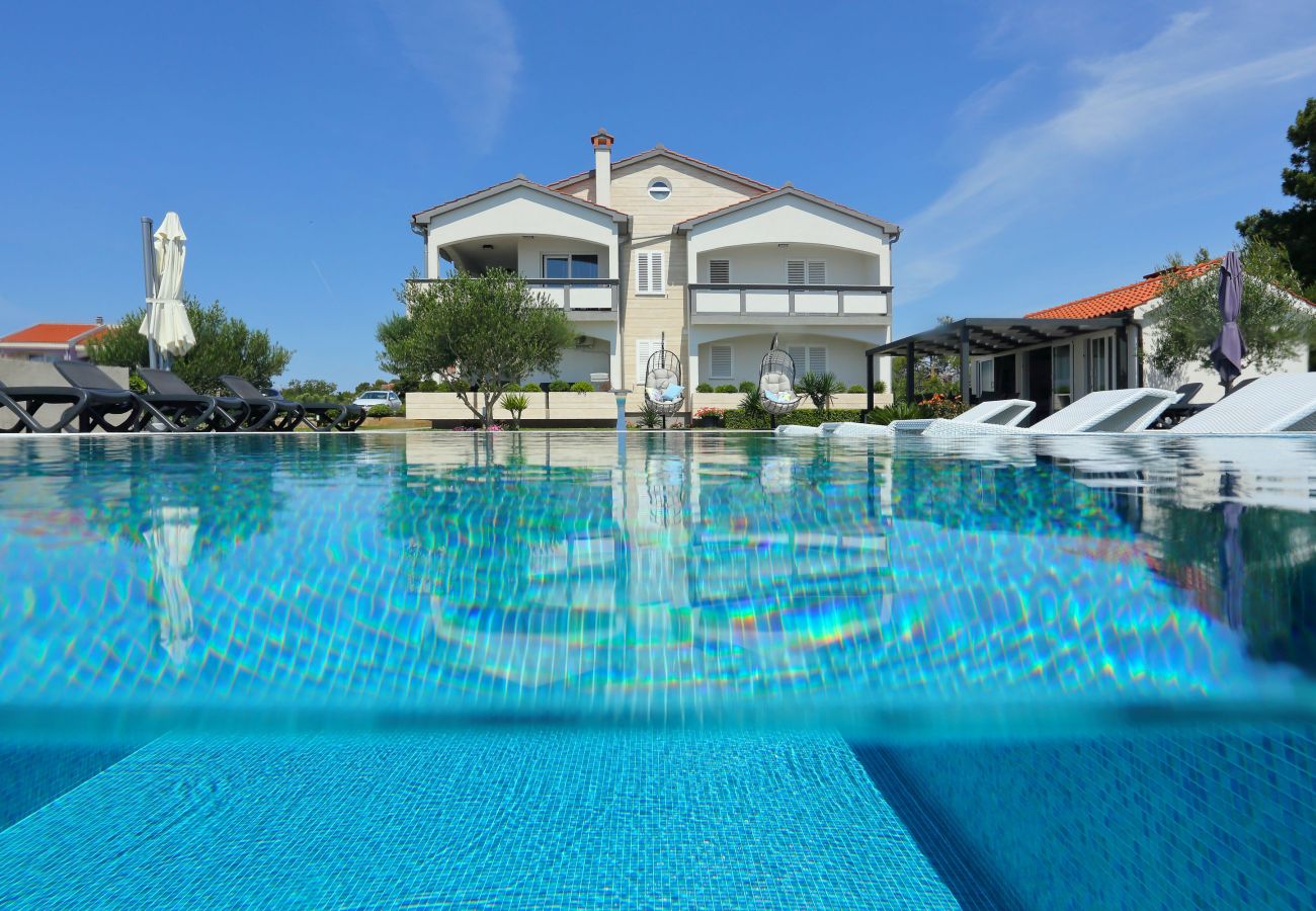Ferienwohnung in Vir - Ferienwohnung Suva Punta 3 direkt am Meer