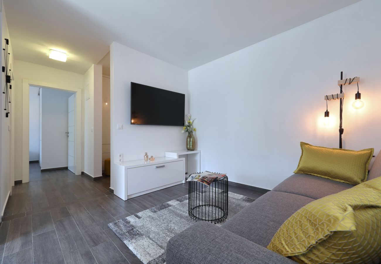 Ferienwohnung in Vir - Ferienwohnung Suva Punta 1 direkt am Meer