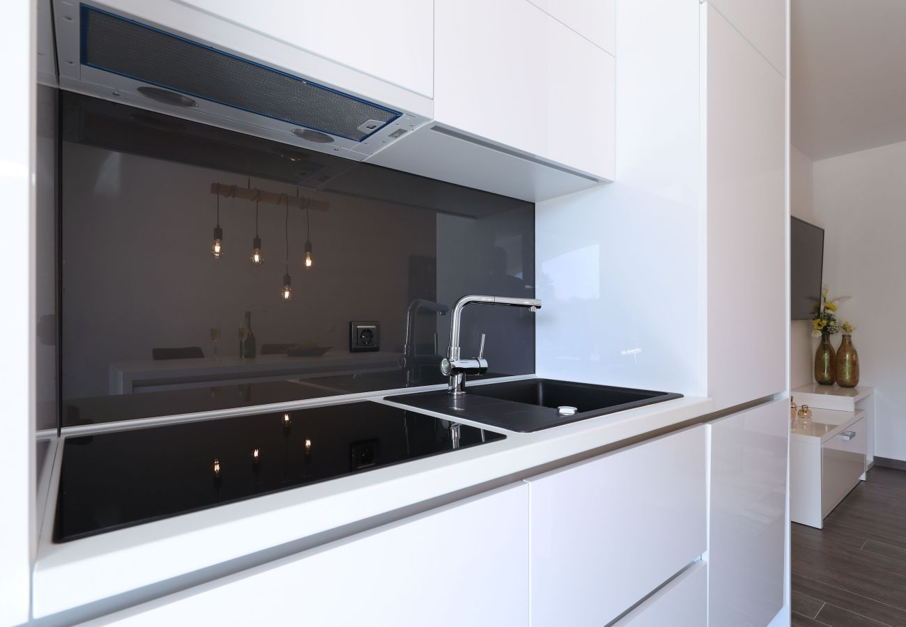 Ferienwohnung in Vir - Ferienwohnung Suva Punta 1 direkt am Meer