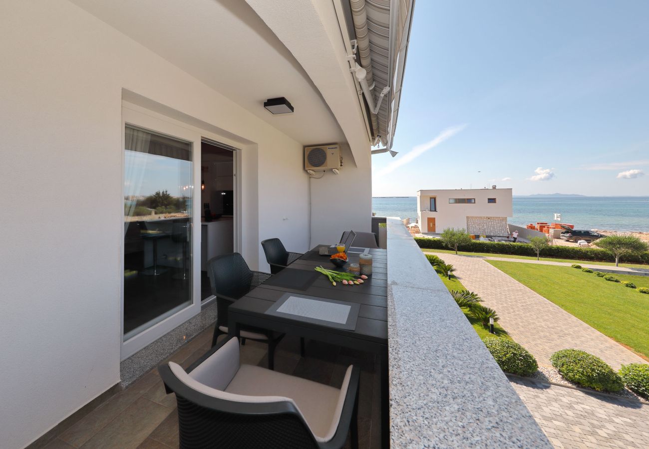Ferienwohnung in Vir - Ferienwohnung Suva Punta 4 direkt am Meer