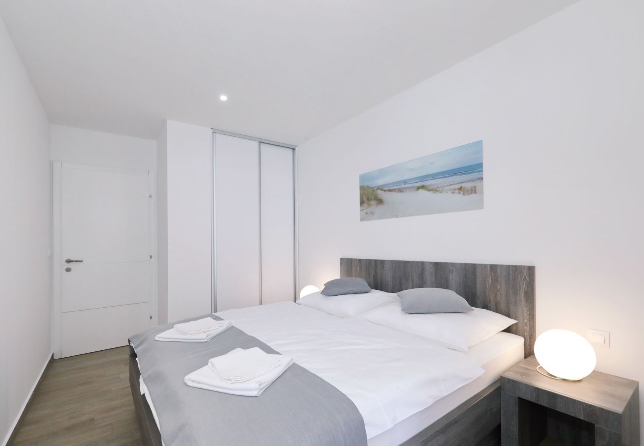 Ferienwohnung in Starigrad - Meeresbrise No. 6