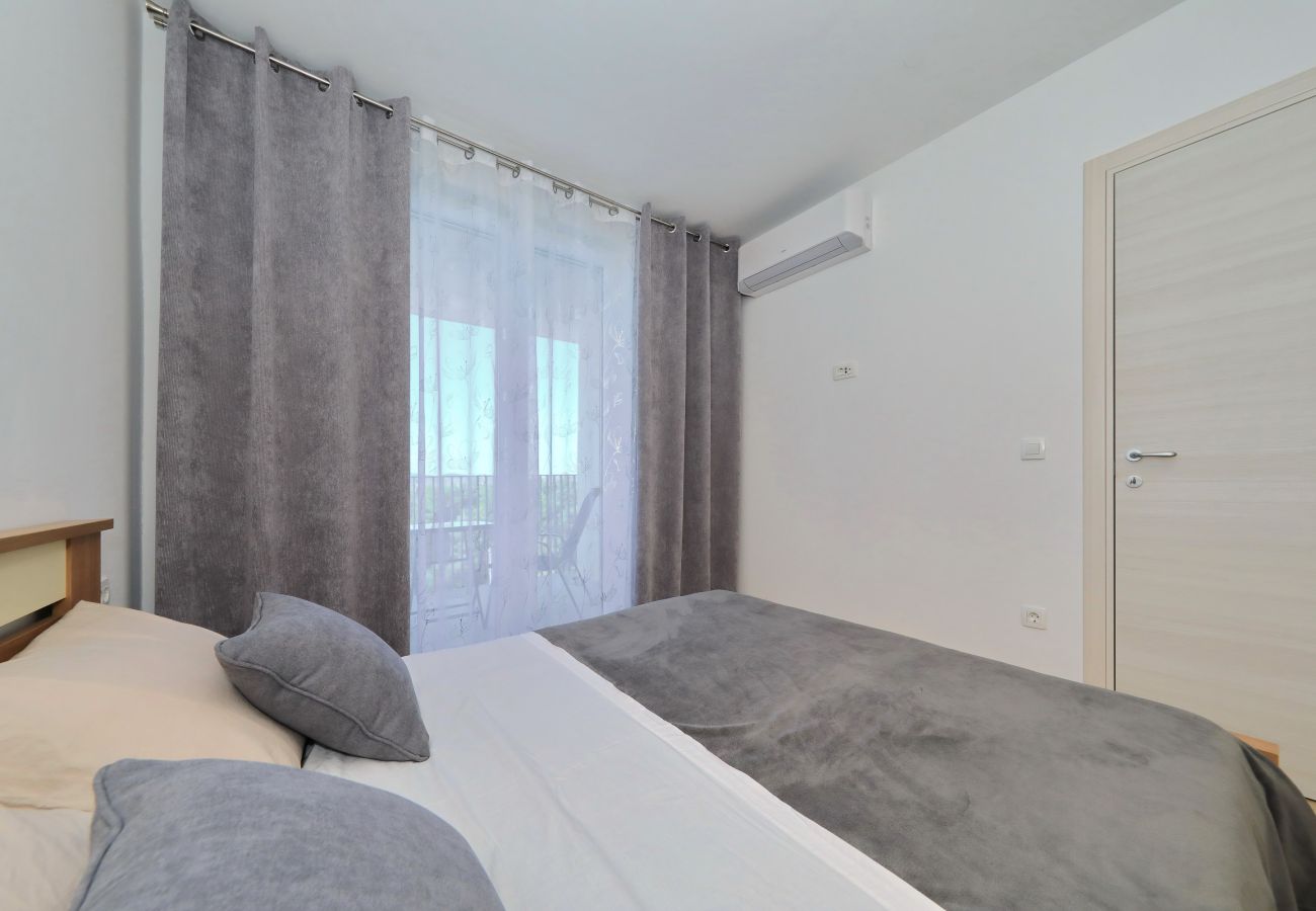 Ferienwohnung in Zadar - Kostela