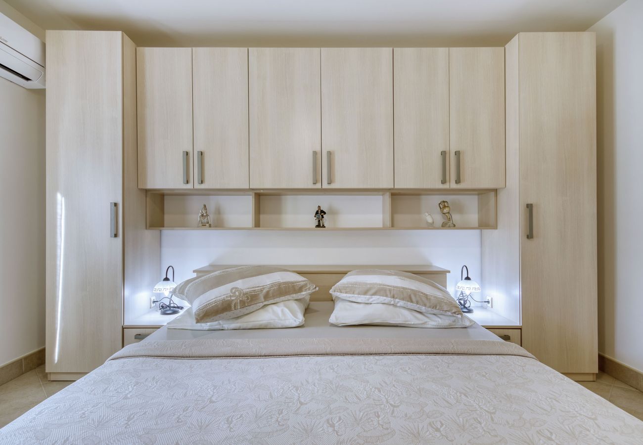 Villa in Starigrad - Villa Paulina