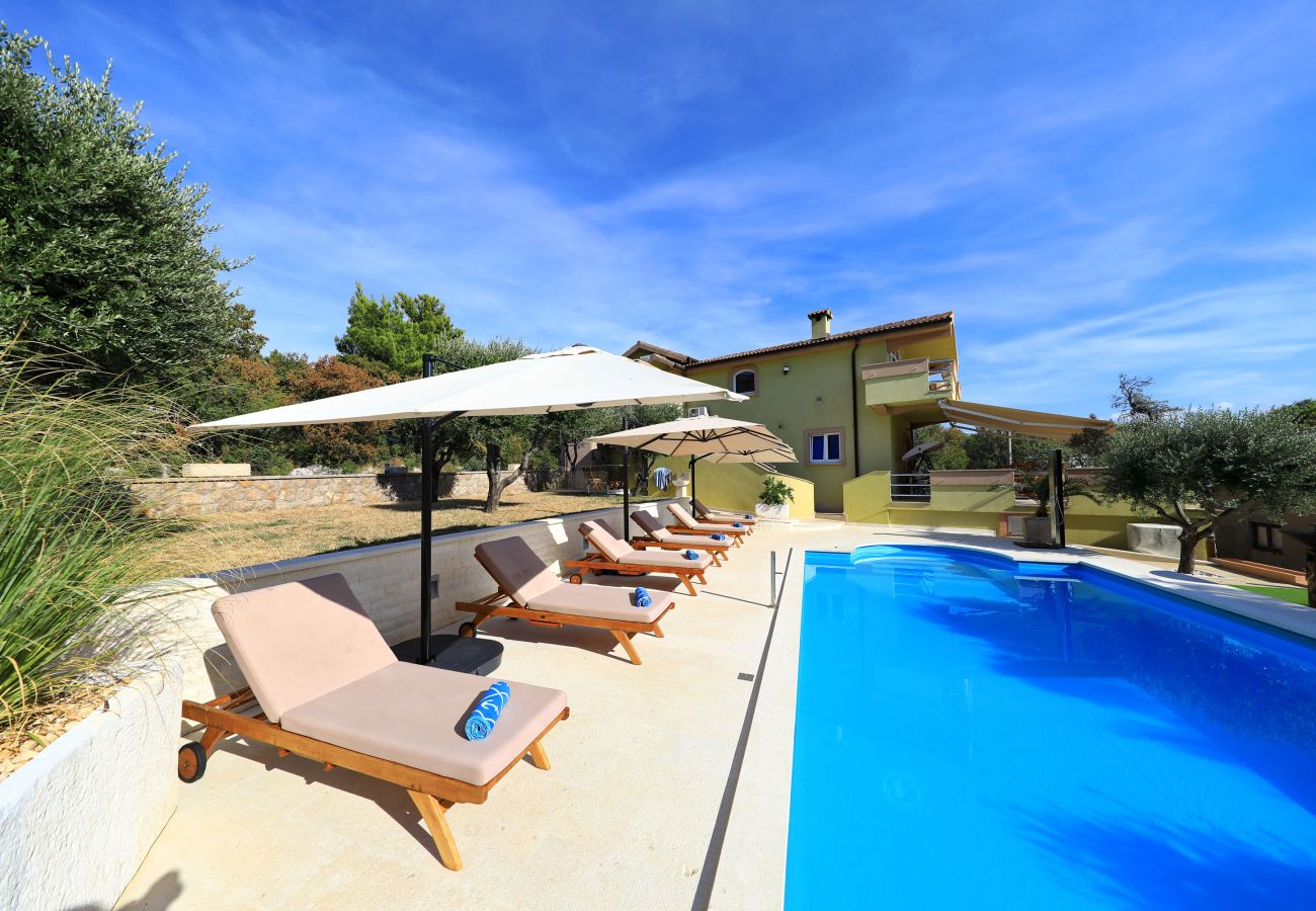 Villa in Starigrad - Villa Paulina