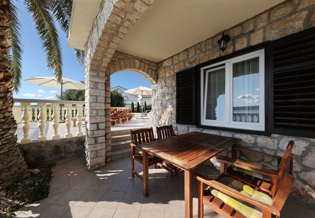 Ferienwohnung in Maslenica - Laura, No.3