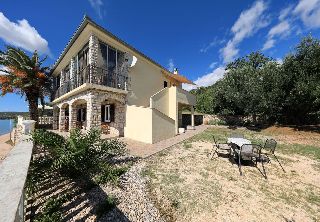 Ferienwohnung in Maslenica - Laura, No.3