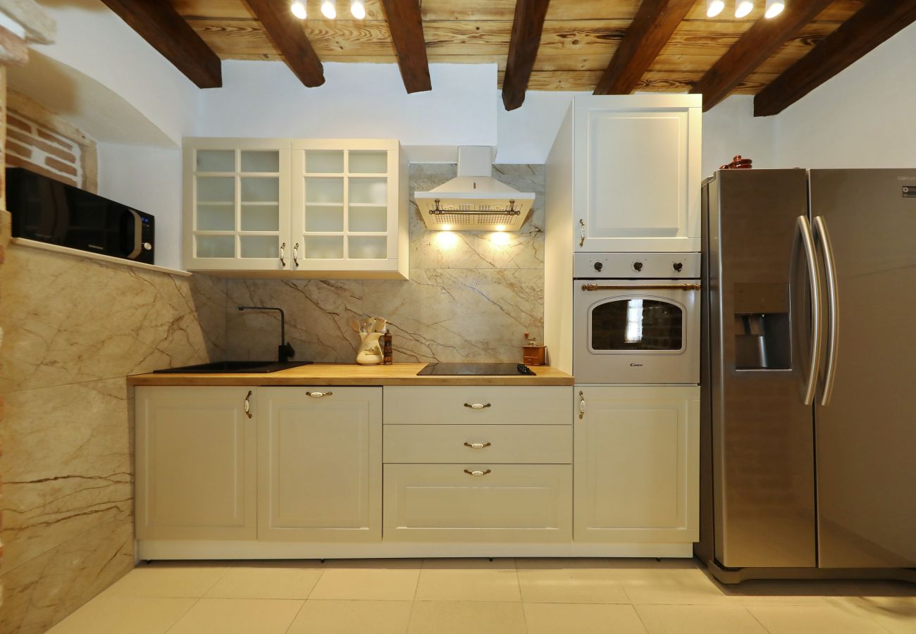 Villa in Nin - Villa Gland – Stilvolles Steinhaus mit Pool, Whirl