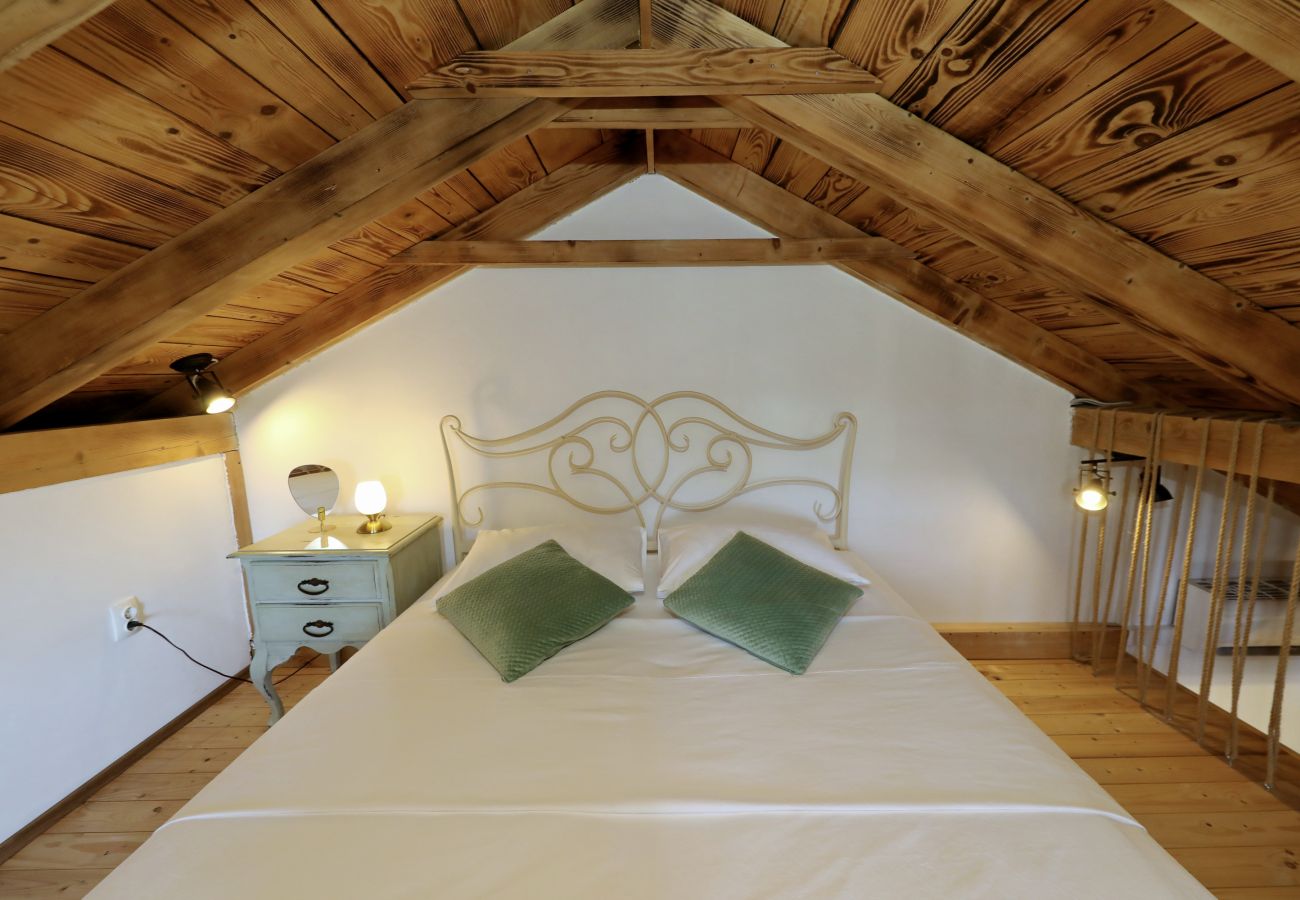 Villa in Nin - Villa Gland – Stilvolles Steinhaus mit Pool, Whirl