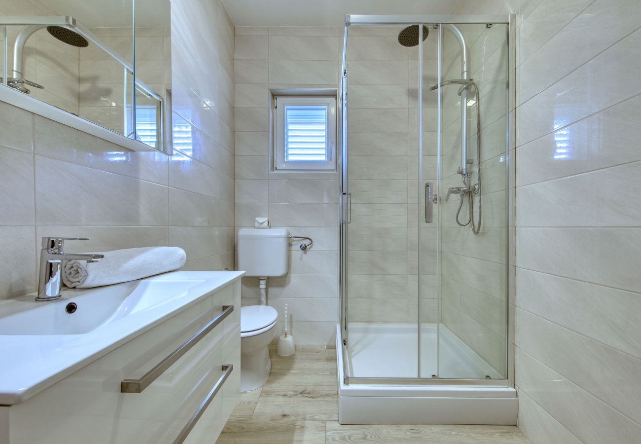 Ferienwohnung in Ljubac - Gazic no.3